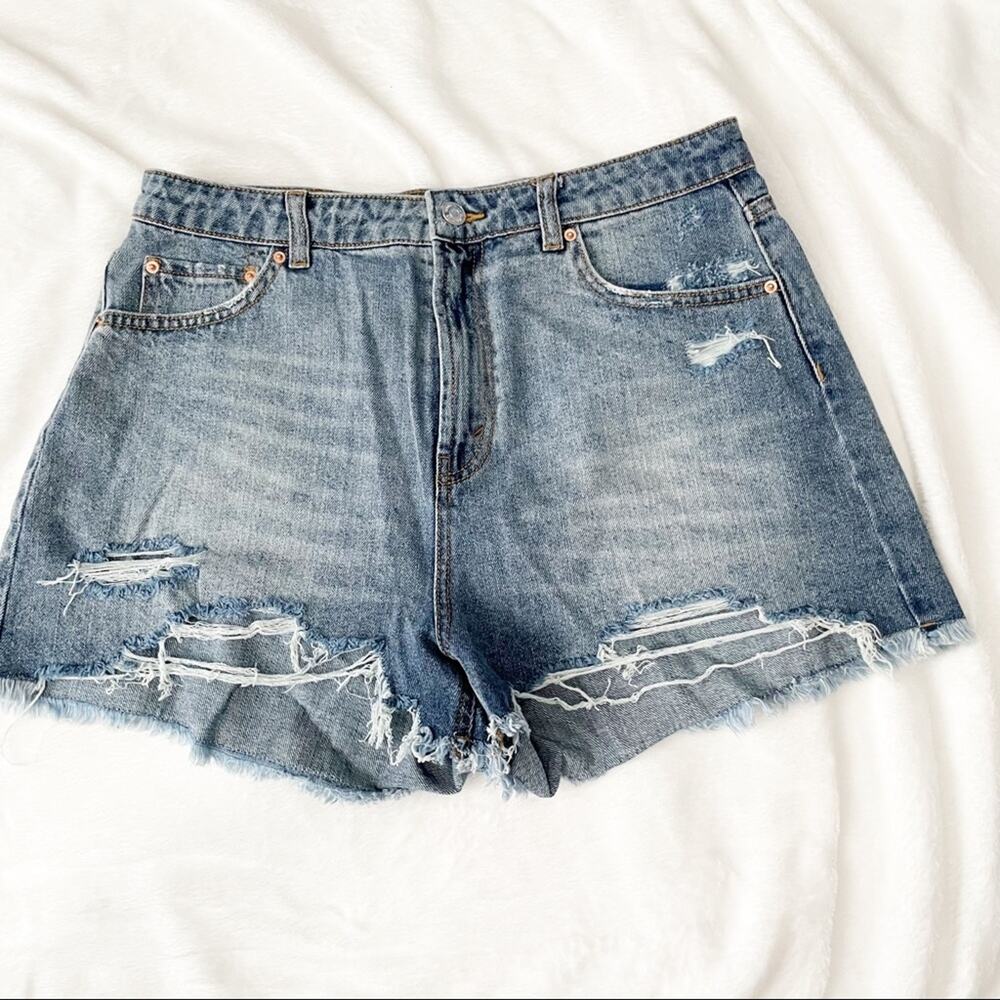Wild Fable high rise jean shorts blue ripped distressed denim size 12
